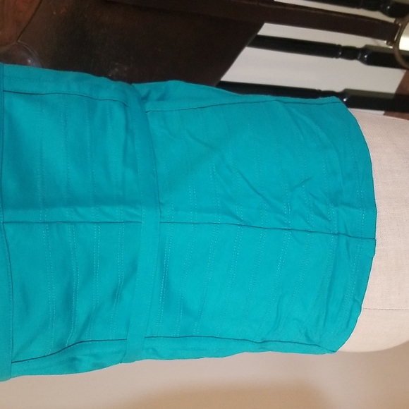 Divine Etcetera Camisole Tank with adjustable straps medium - Picture 6 of 6